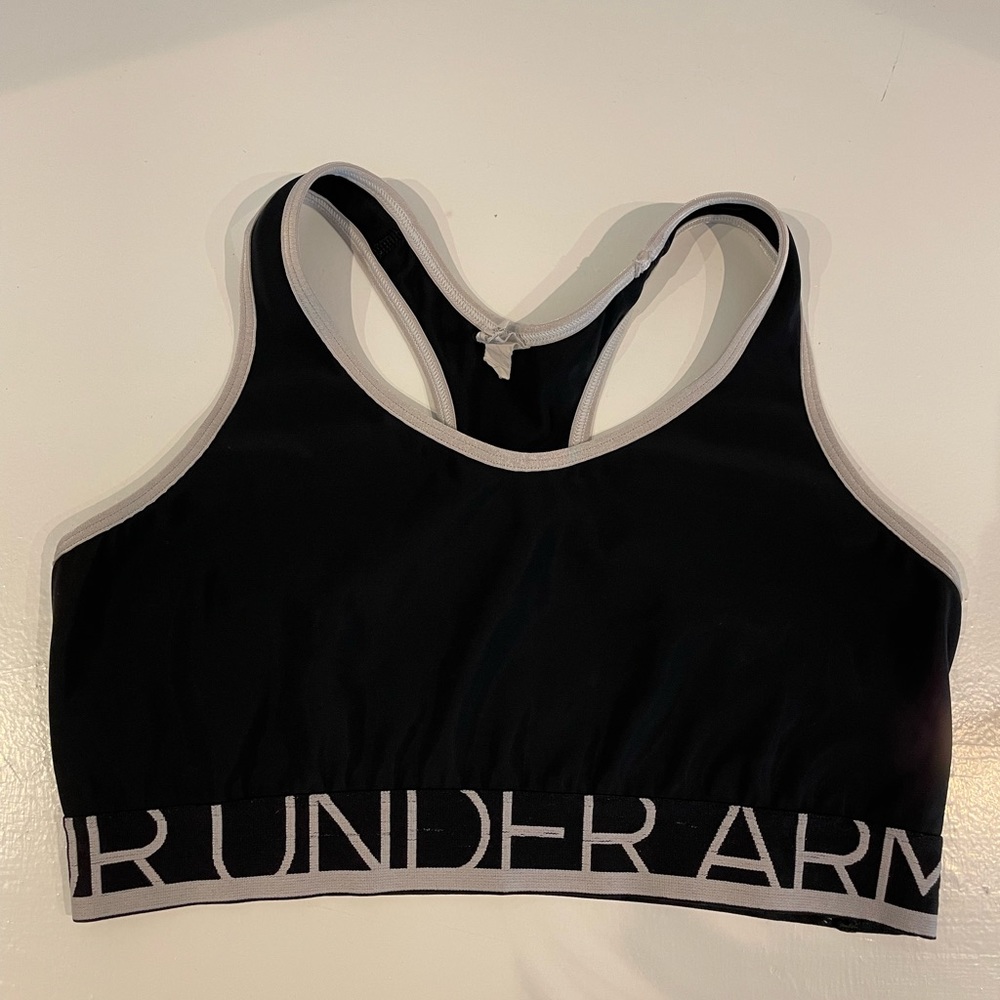 Under Armor Sports Bra - Black/M